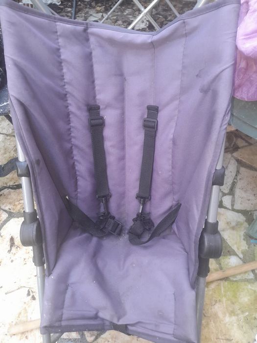 Vendo 3 carrinhos bengala c/ capa de chuva 5€ cada