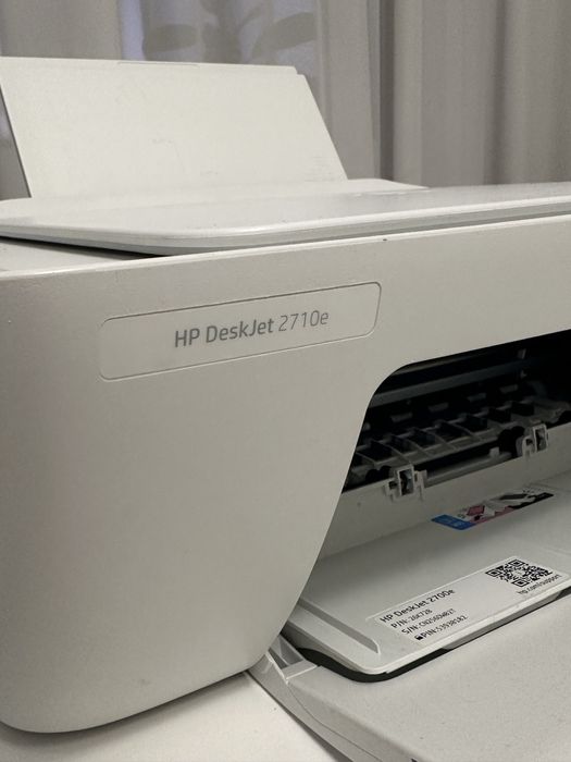 Drukarka wielofunkcyjna HP DeskJet 2710e