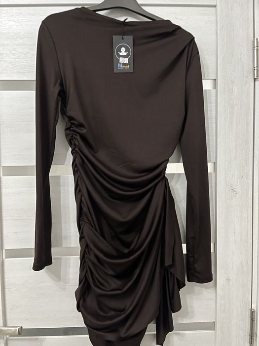 Дуже гарна вечірня сукня,з ефектом пушапа