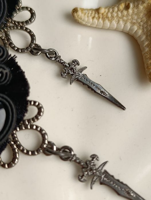 Całkowicie czarne kolczyki sutasz soutache z onyksami gotyckie goth