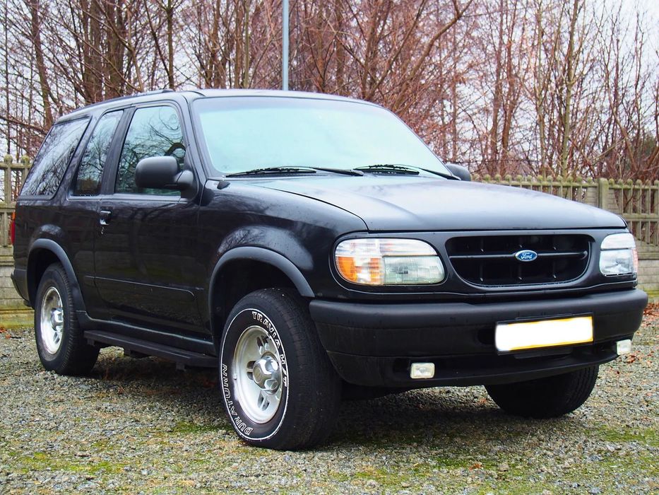 Ford Explorer Ford Explorer Sport, Hak, Benzyna 4,0 V6