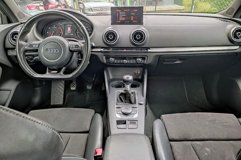 Audi A3 SportBack 1.6 TDi S-line
