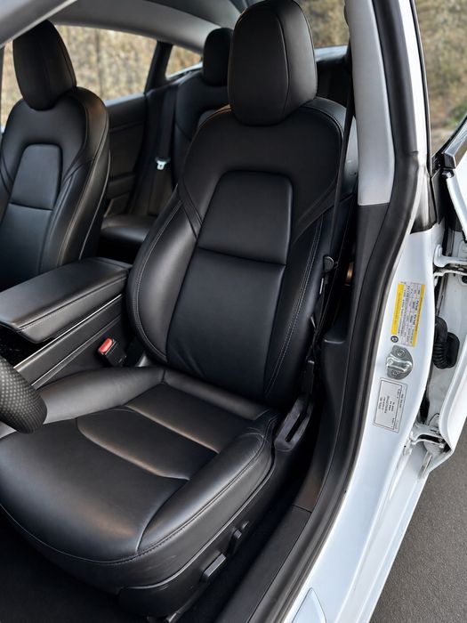 Tesla model 3 standard range RWD