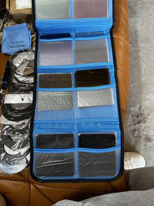 Набір, градуйовані кольорові фільтри та перехідні кільця 49-82 мм