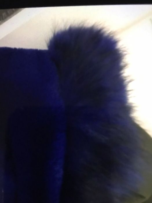 Kurtka z futrem naturalnym .