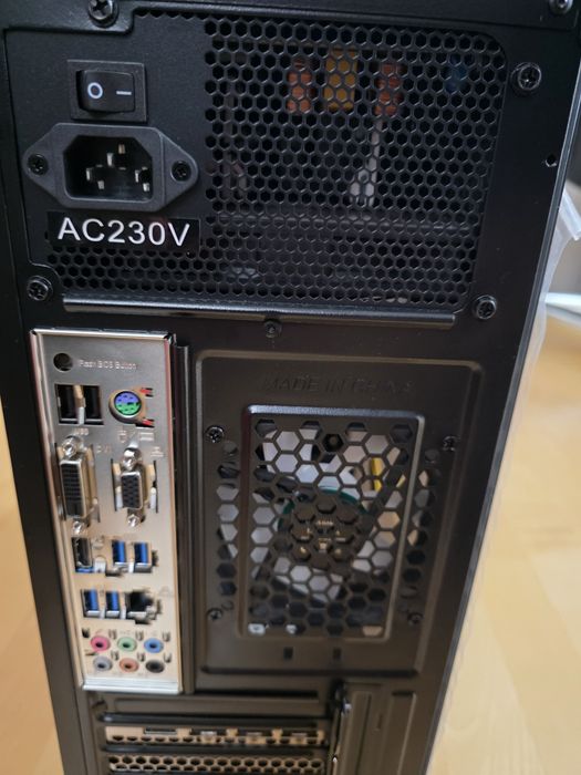 Komputer do grania, RTX 3060, 8GB DDR4 (3600), 256gb SSD, MSI B450,AMD