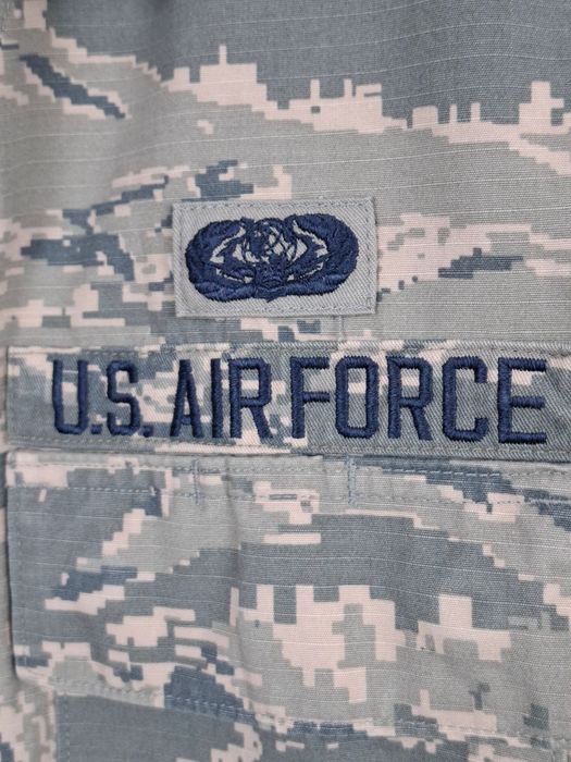 US Air Force ABU Kurtka Wojskowa Tiger Stripe 40R Oryginał USAF Naszywki
