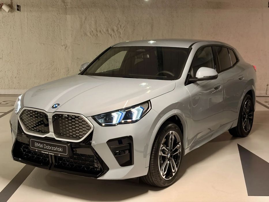 BMW iX2