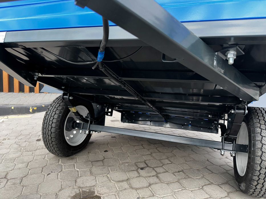 Легковий причіп 2 х 1.2 х 0.4 м.  Посилений прицеп у Рівному