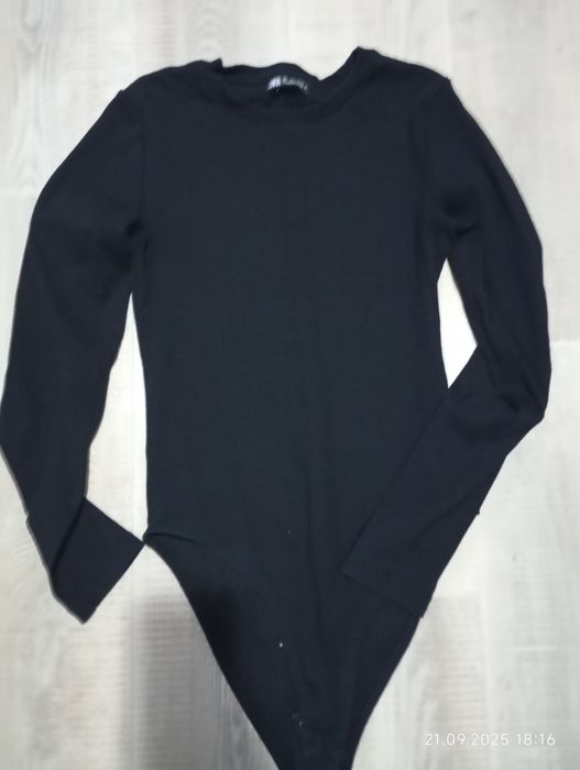 Боди женский с длинным рукавом черный и белый  zara