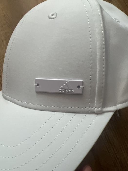 Нова кепка adidas one size