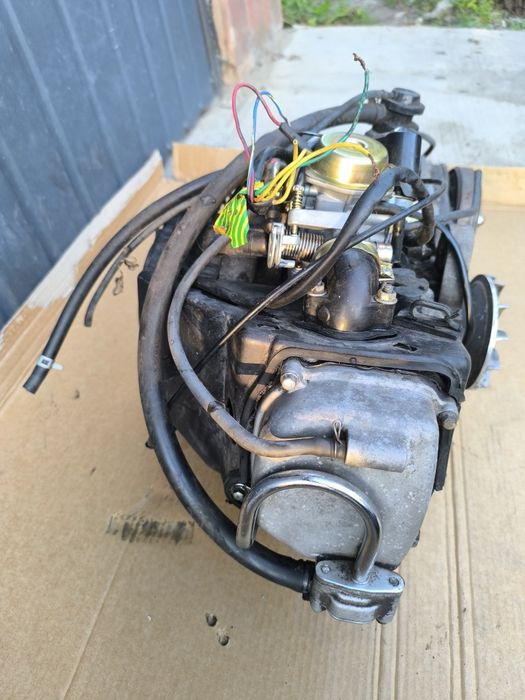 Silnik 125cc 4t skuter kompletny