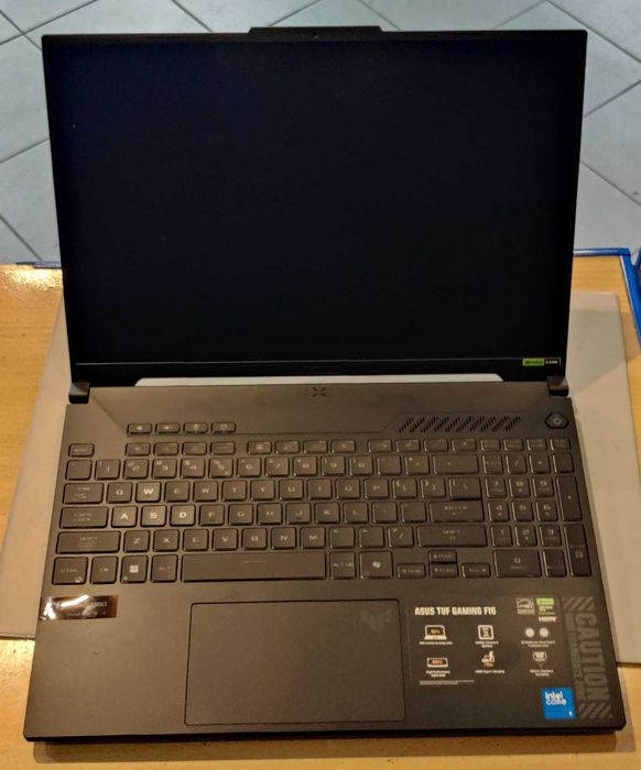 ASUS TUF Gaming F16 FX607V  Core 5 16''  16GB  512GB  W11H  RTX4050 Gw