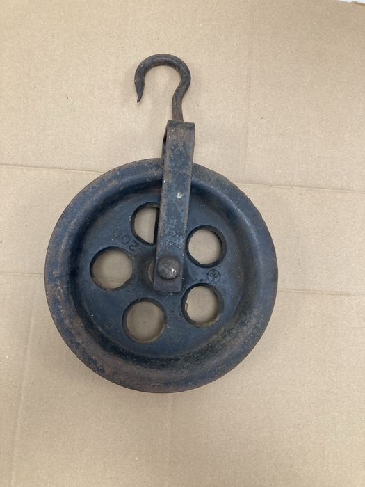 Roldana Antiga de Ferro 20cm Diâmetro
