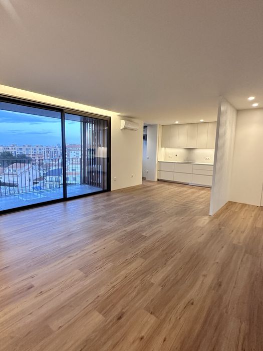 Exclusivo T2 Novo a Estrear | Condomínio Privado | Garagem Box para 2 Viaturas
