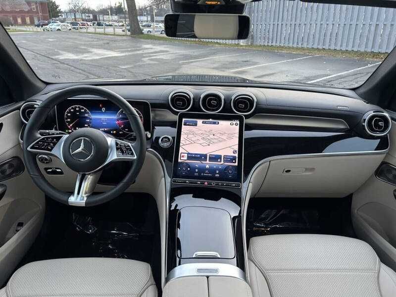 2024 Mercedes-Benz GLC