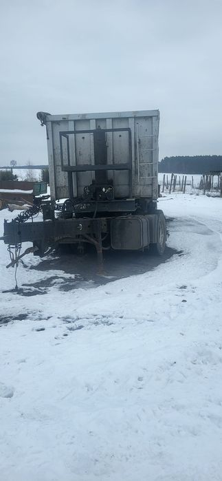 Wózek dolly do naczepy