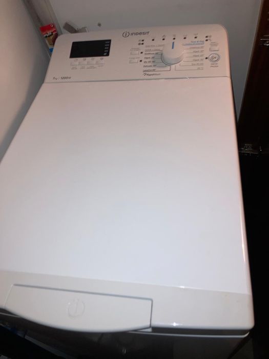Máquina de lavar roupa Indesit 7 kg