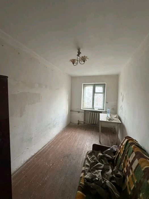 Продається 2-х кімнатна квартира