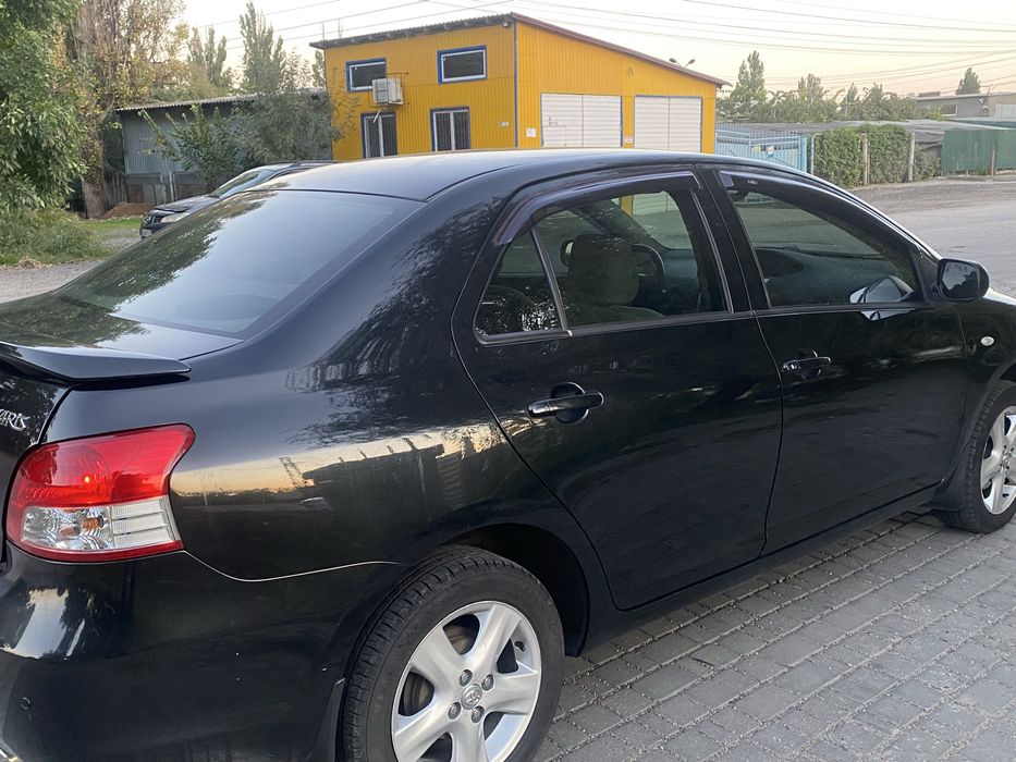 Продам авто Тойота Ярис