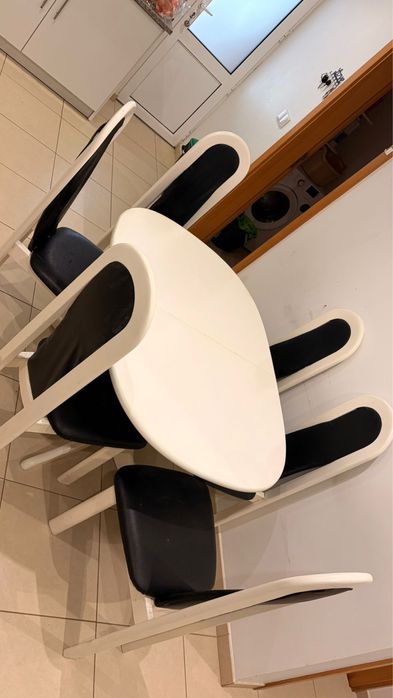 Mesa de jantar branca