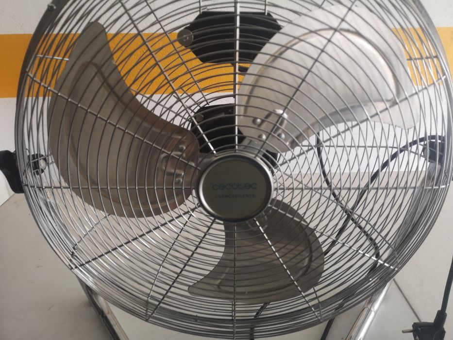 Ventoinha de 60 cm em inox