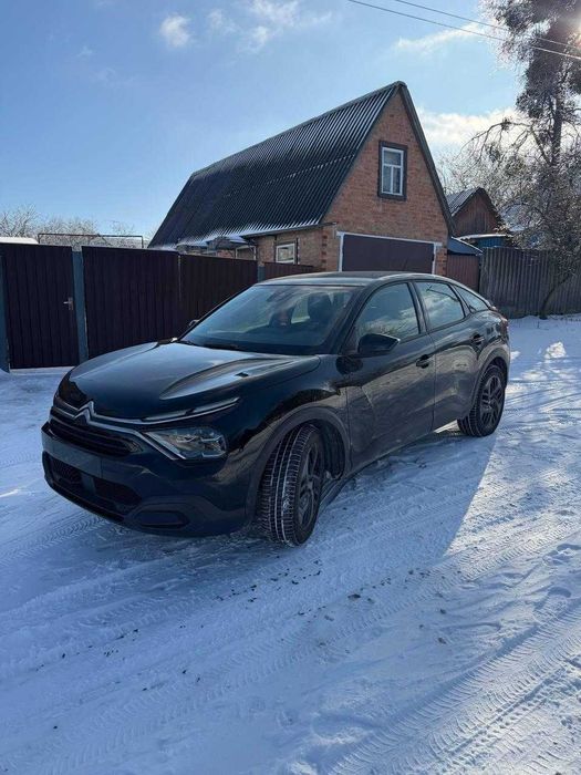 Оренда електромобіля