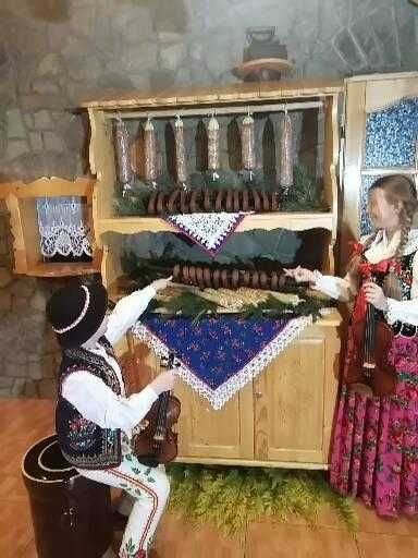 CHAŁUPA GÓROLA-Agroturys.u rolnika z tradycją i pasją wśród zwierząt