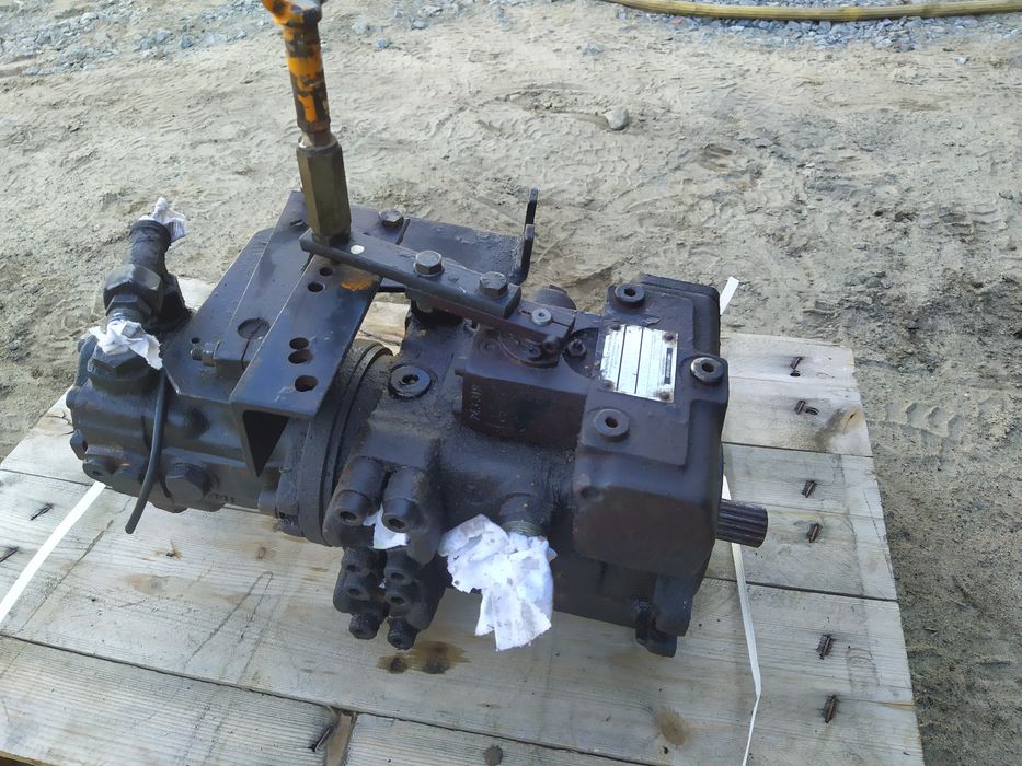 Pompa Brueninghaus hydromatik Rexroth A11VG35HW1 12R minikoparka