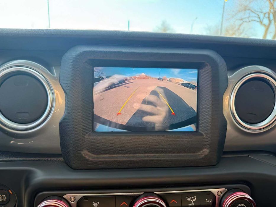 Jeep Wrangler      2021