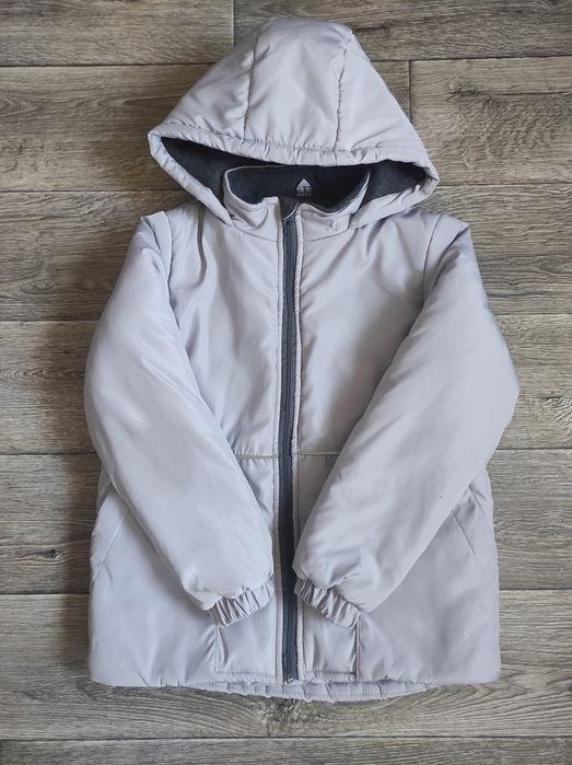 Зимова куртка на 9-10років