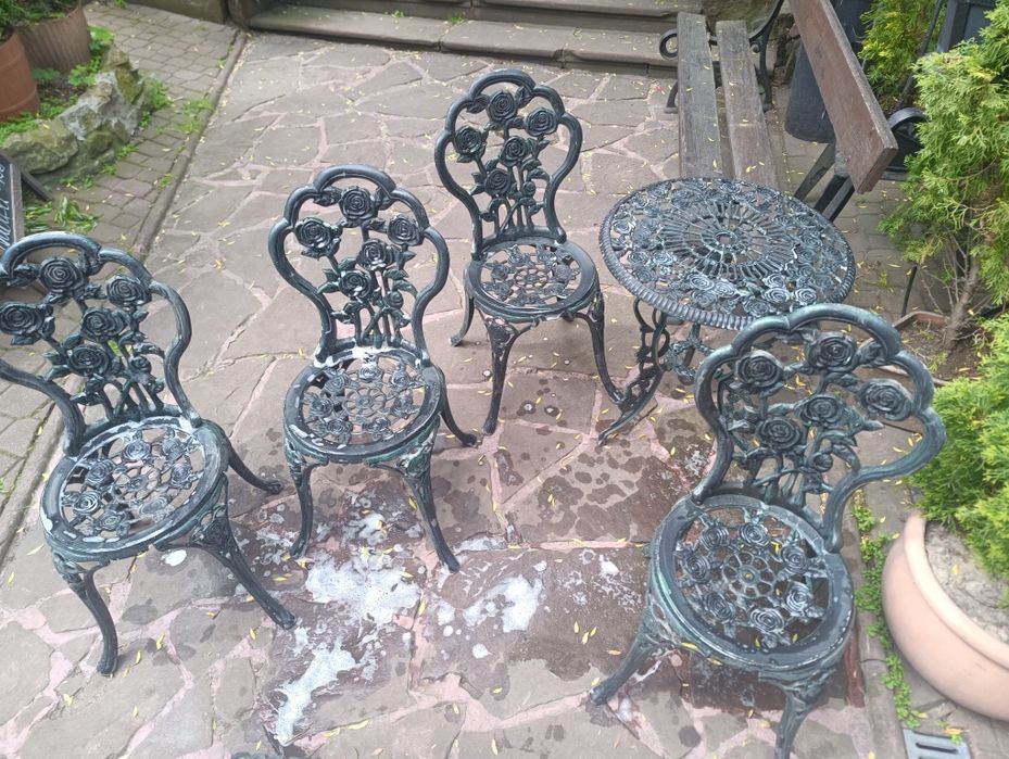 Aluminiowe meble ogrodowe