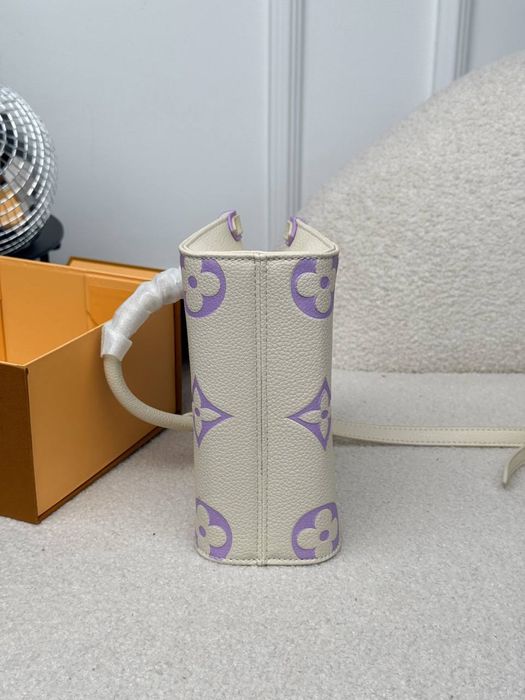 Torebka Louis Vuitton onthego bb liliac