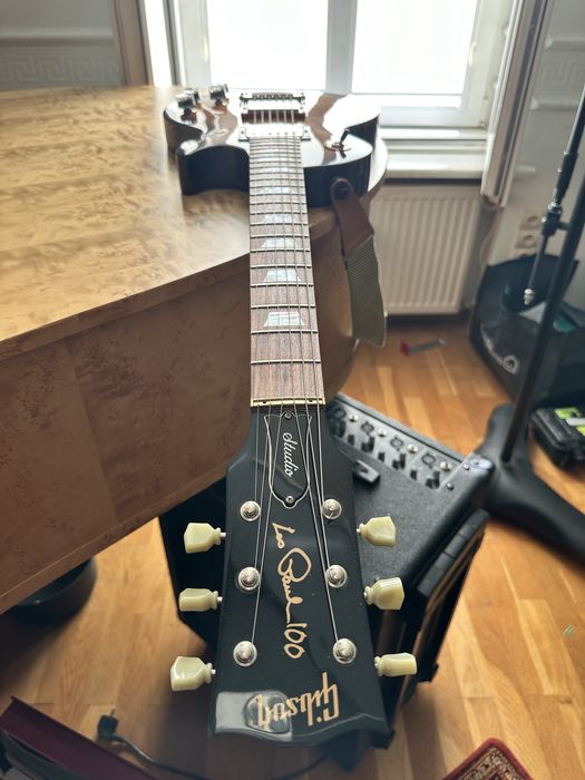Gibson Studio 2017 rok