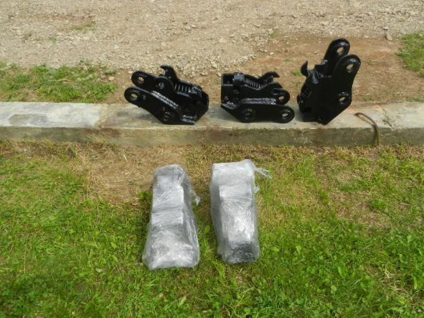 ковш до мініекскаваторів