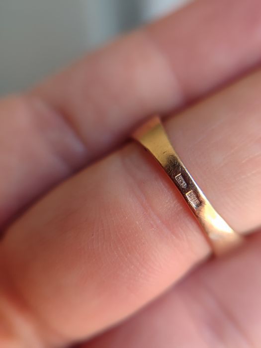 Продам золоту каблучку!