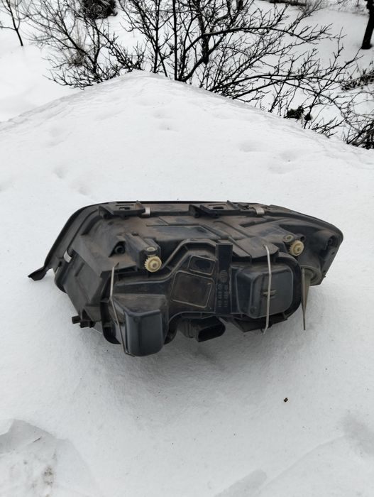 Фара Audi A6 правая