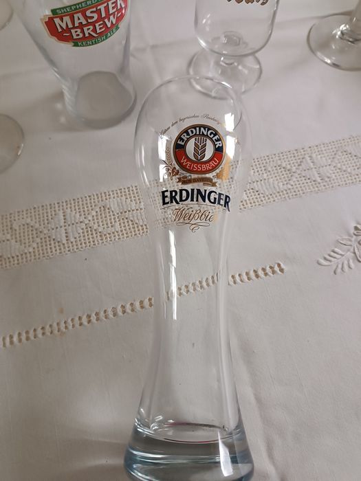 Vendo copos de cerveja  diferentes para colecionar