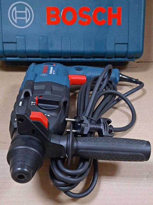 Перфоратор Bosch Professional GBH 240 + кейс + сверла, Новый