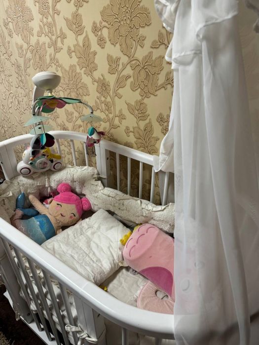 Продам детскую кроватку