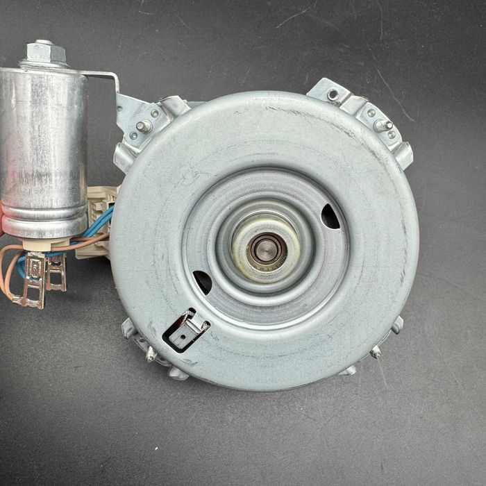 Silnik pompy myjącej zmywarki Miele