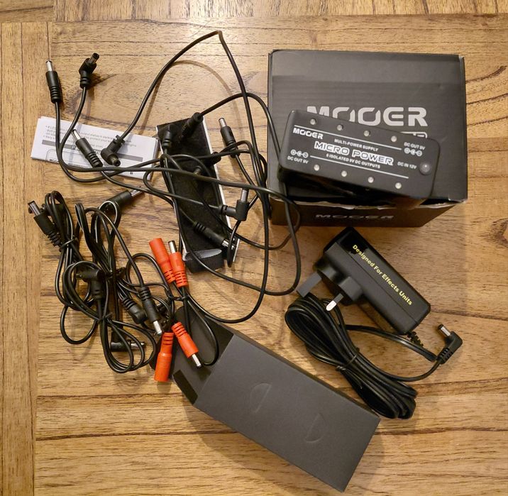 Pedalboard e pedais de guitarra