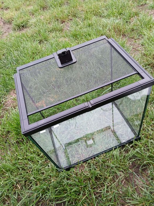 Sprzedam terrarium