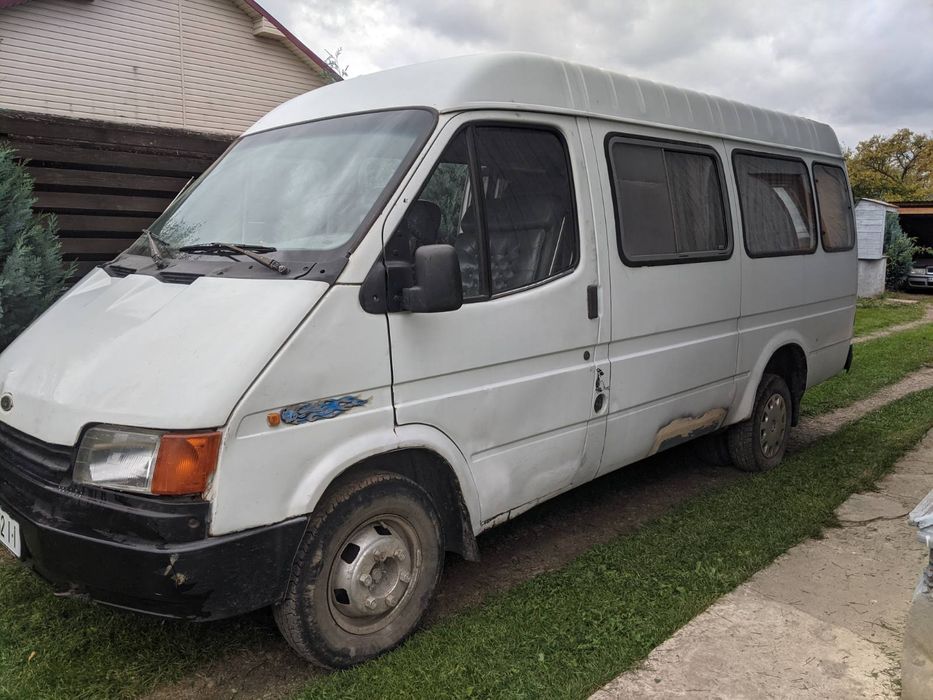 Продаю буса Ford transit 2.5
