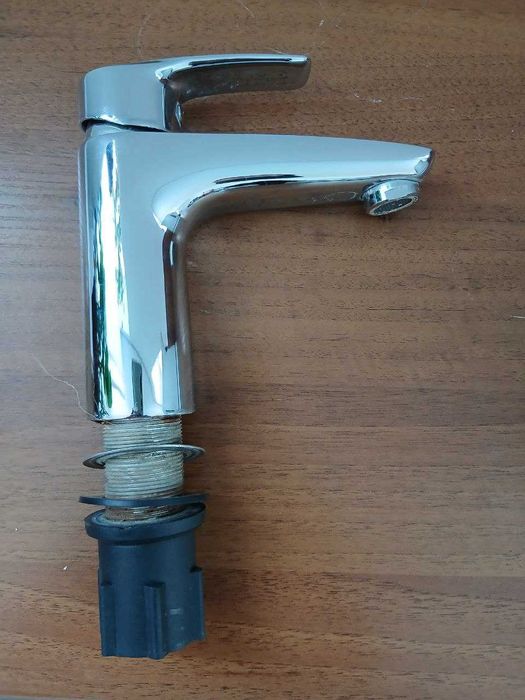 Продам змішувач води