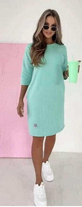 Плаття спортивного типу
