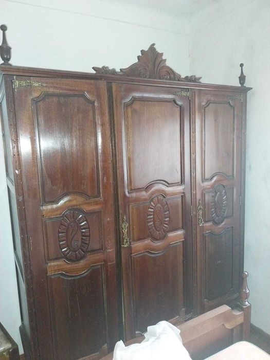 Cama/Mesas/Cómoda/Roupeiro