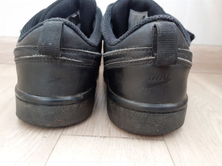 Кросівки Nike для хлопця  розмір 35 EUR
