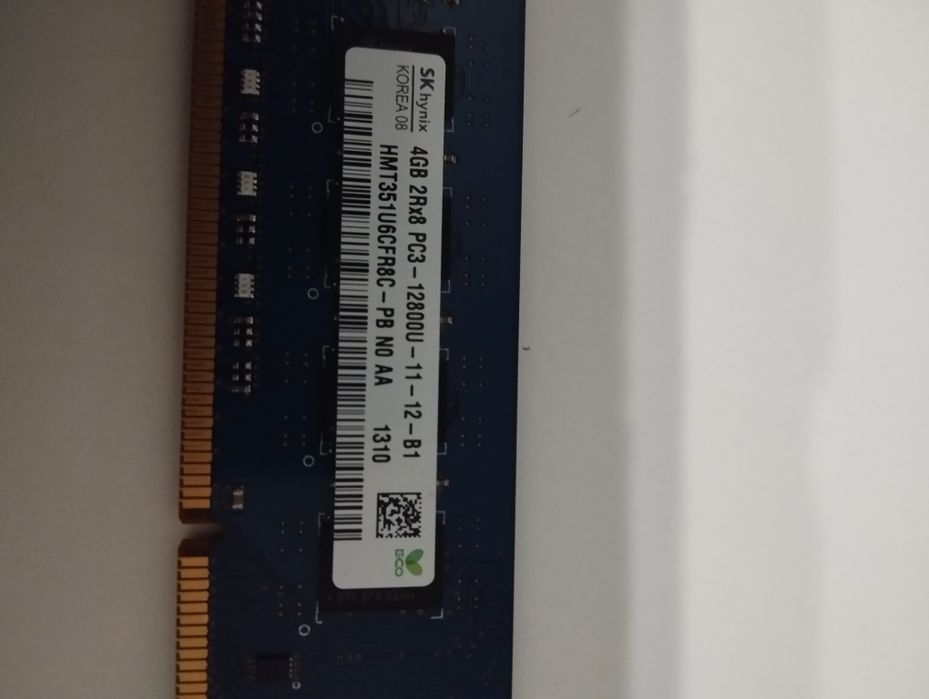 Vendo 2 memorias rams de 4 gb cada uma total 8 gb com frequência de 1664739579488258121