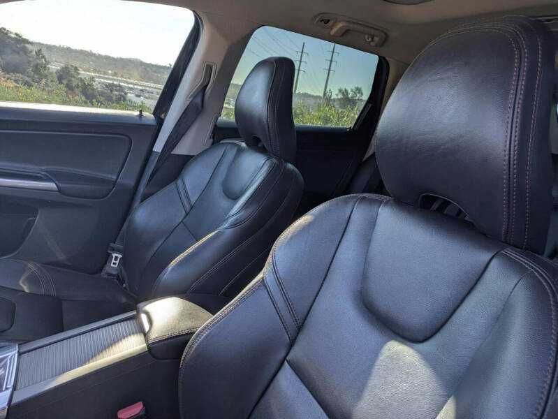 2017 Volvo XC60 2.0